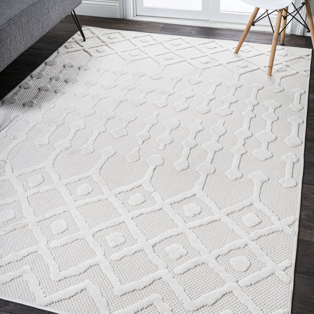 Peralta Moroccan Diamond Indoor/Outdoor Area Rug. Picture 2
