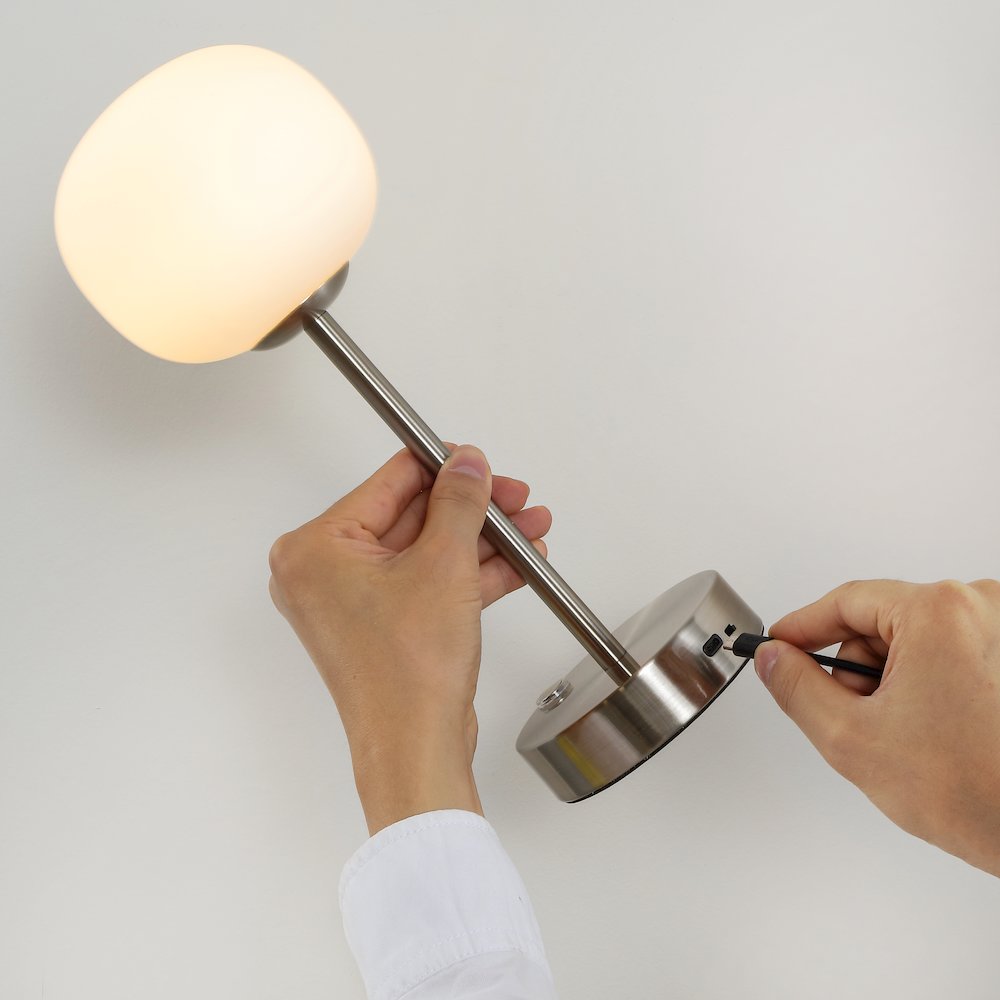 Natalia Modern Minimalist Iron Rechargeable Integrated Led Table Lamp. Picture 6