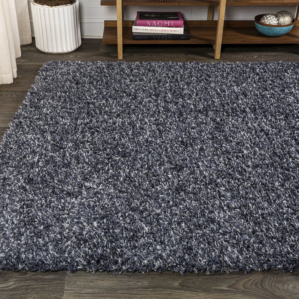 Mercer Shag Plush Area Rug. Picture 3
