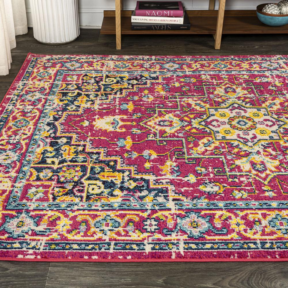 Brooklyn Geometric Medallion Area Rug. Picture 4