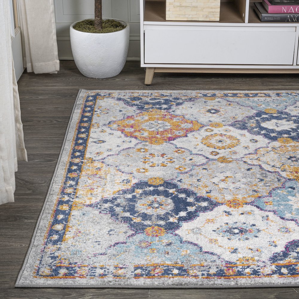 Kirman Bohemian Medallion Area Rug. Picture 3