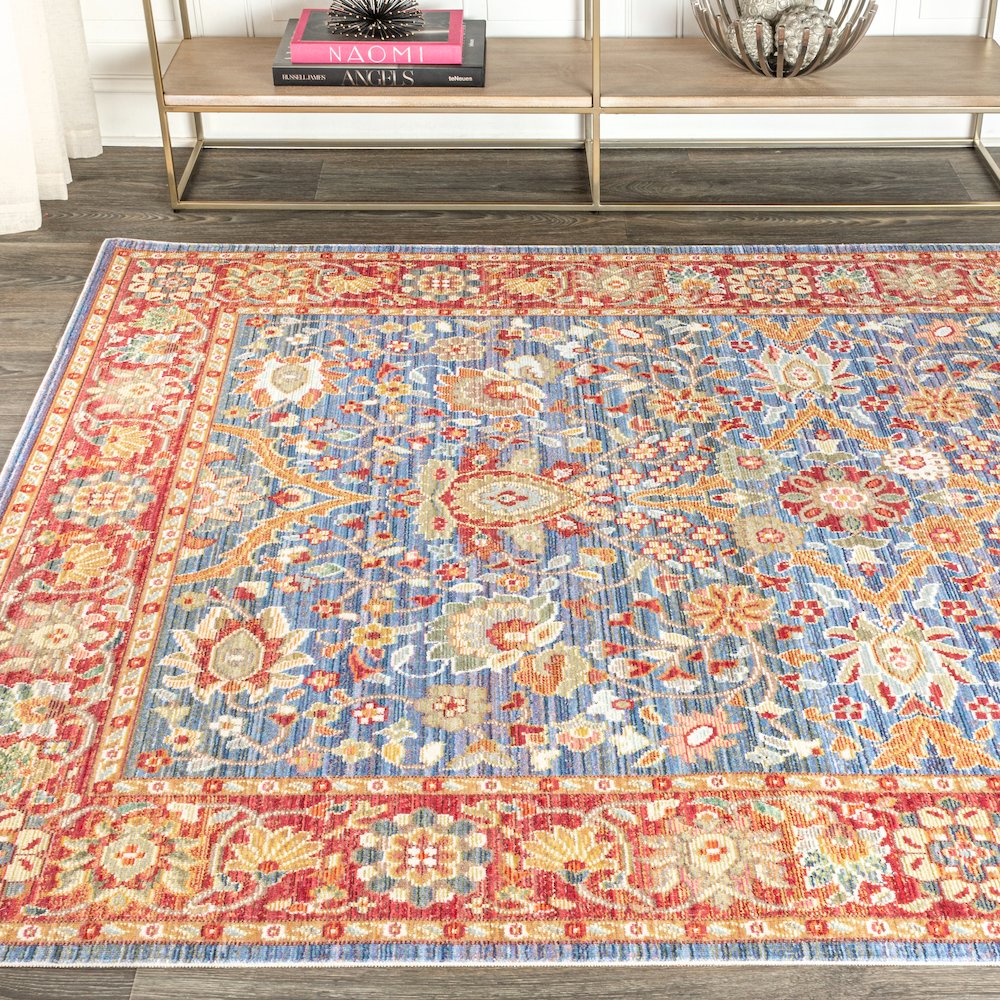 Irving Persian Area Rug. Picture 4