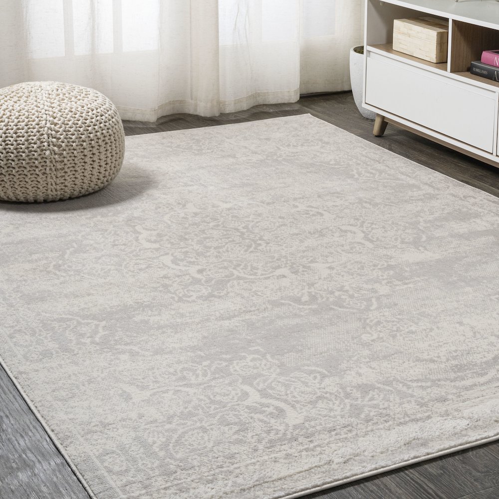 Kelly Rosalia Cottage Medallion Area Rug. Picture 2