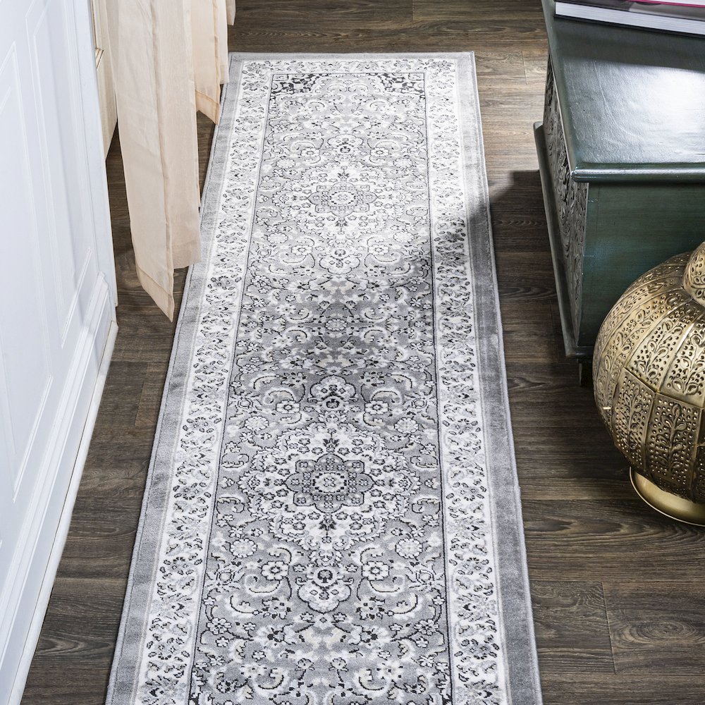 Palmette Modern Persian Floral Area Rug. Picture 2