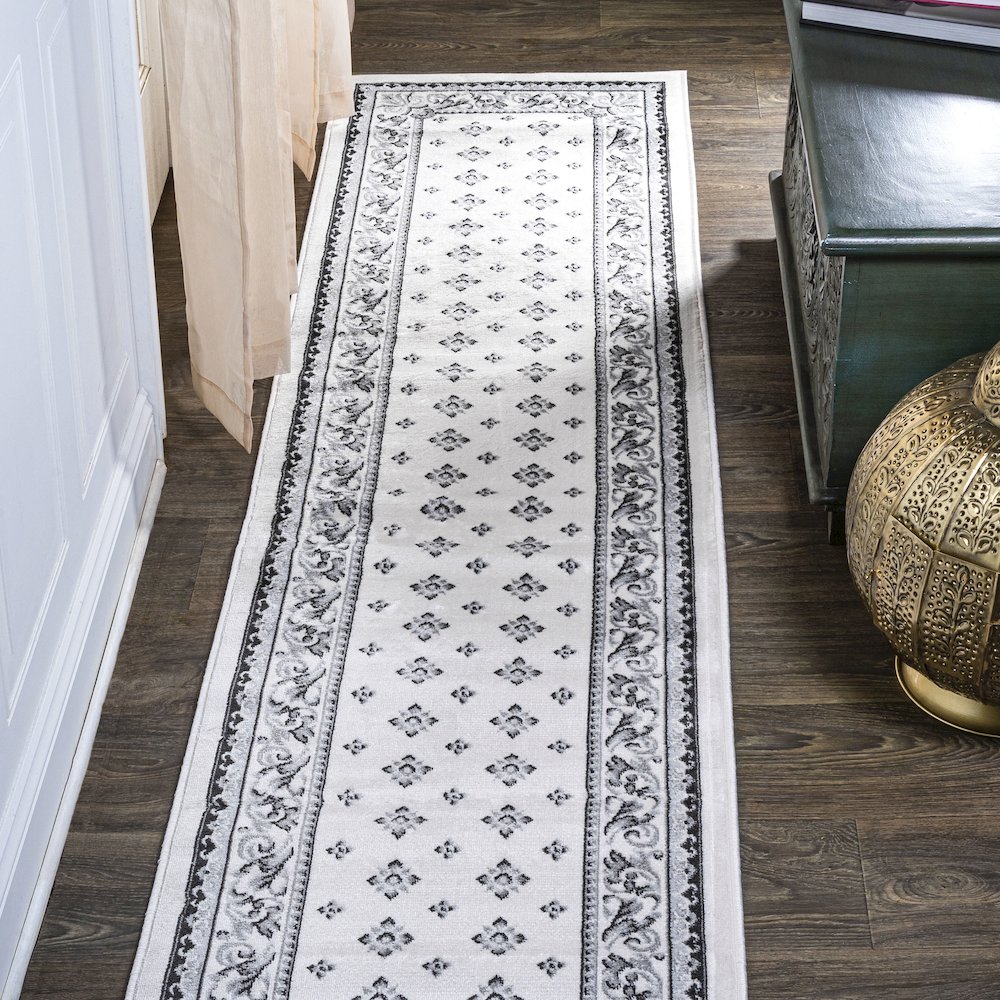 Acanthus French Border Area Rug. Picture 2