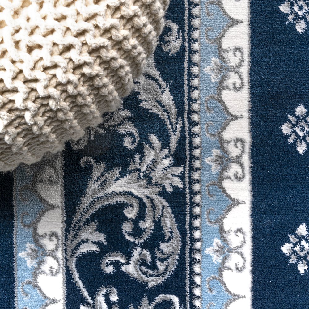 Acanthus French Border Area Rug. Picture 4