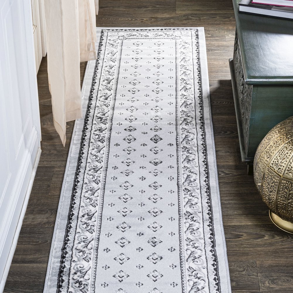Acanthus French Border Area Rug. Picture 2