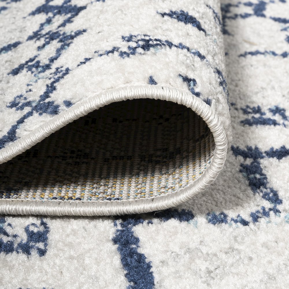 Moroccan Hype Boho Vintage Diamond Area Rug. Picture 9