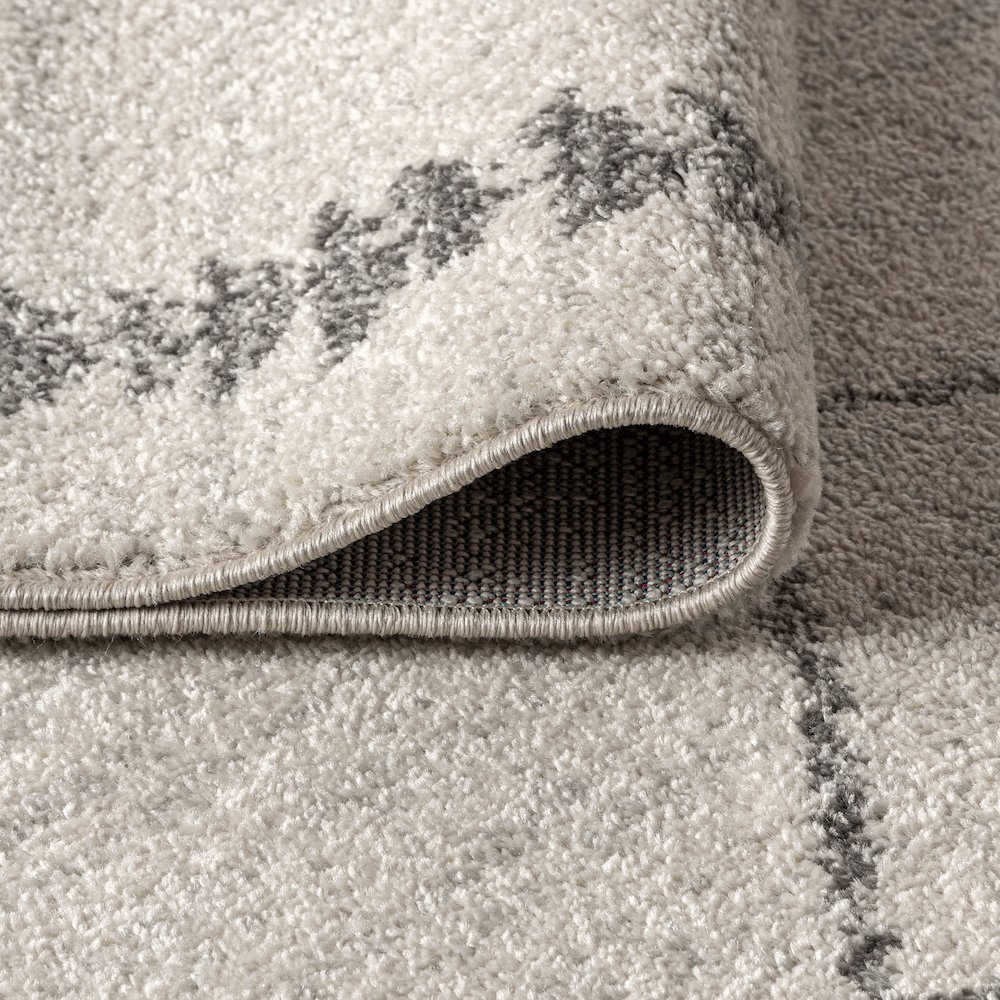 Zaina Moroccan Beni Souk Area Rug. Picture 9