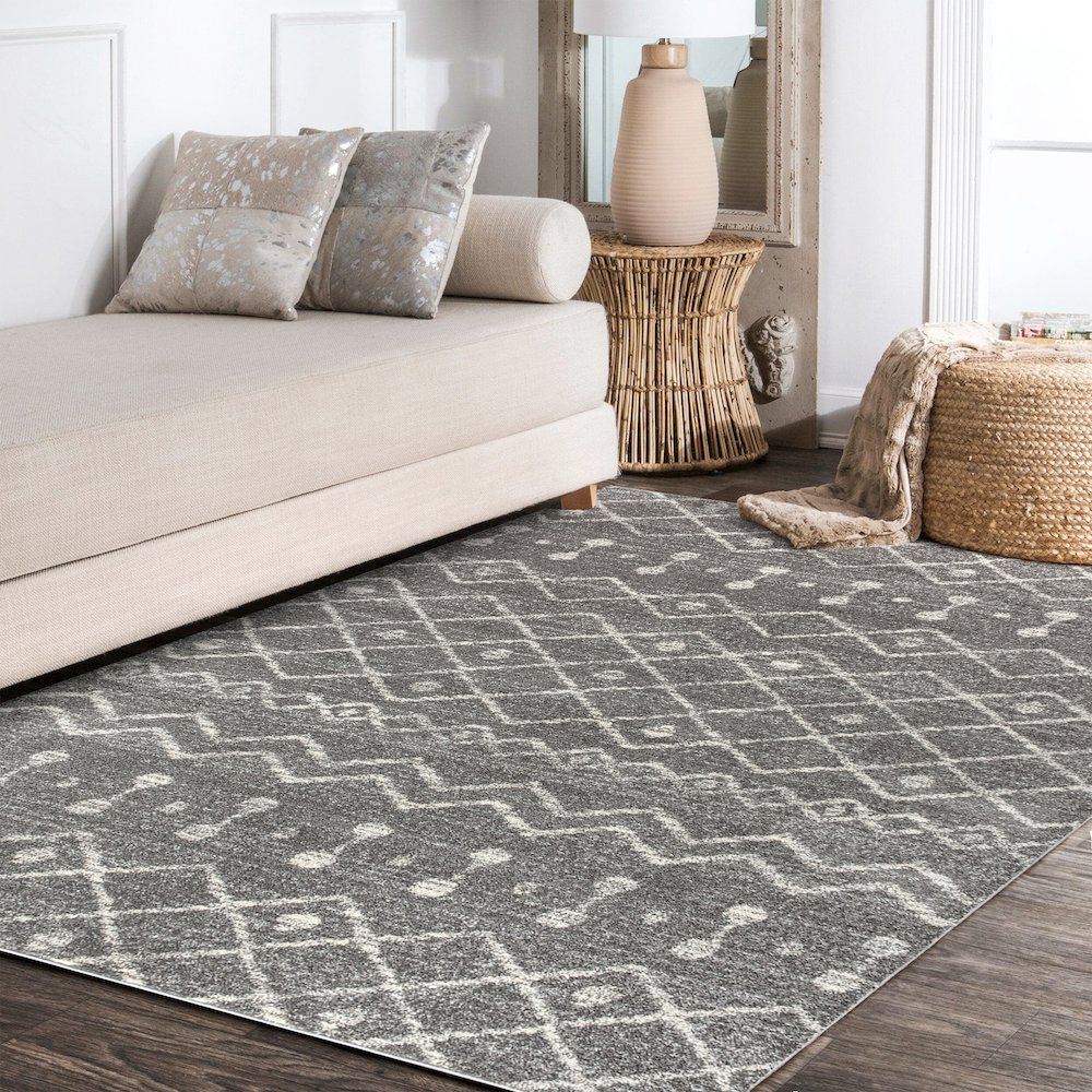 Aksil Moroccan Beni Souk Area Rug. Picture 10