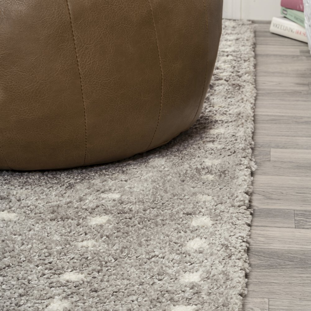 Pele Modern Geometric Dot Shag Runner Rug. Picture 2