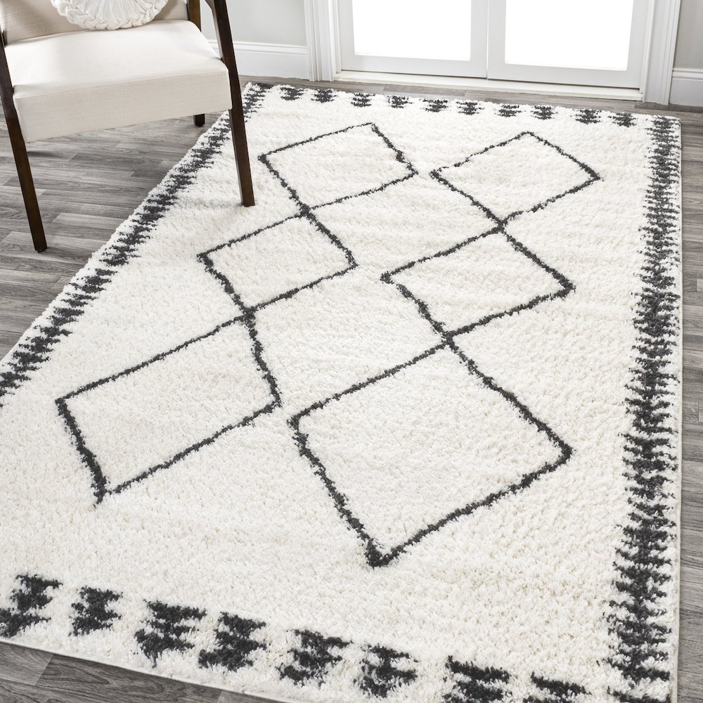 Calvia Moroccan Diamond Shag Area Rug. Picture 2