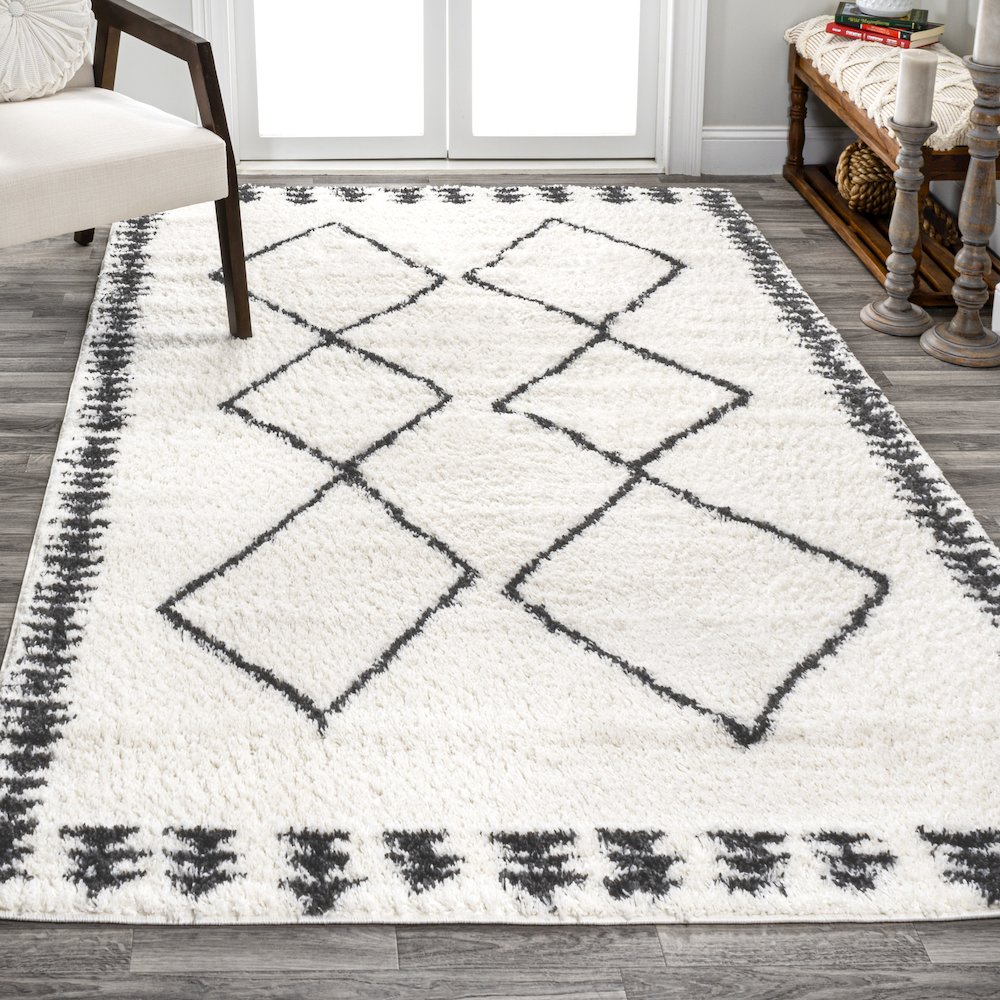 Calvia Moroccan Diamond Shag Area Rug. Picture 4
