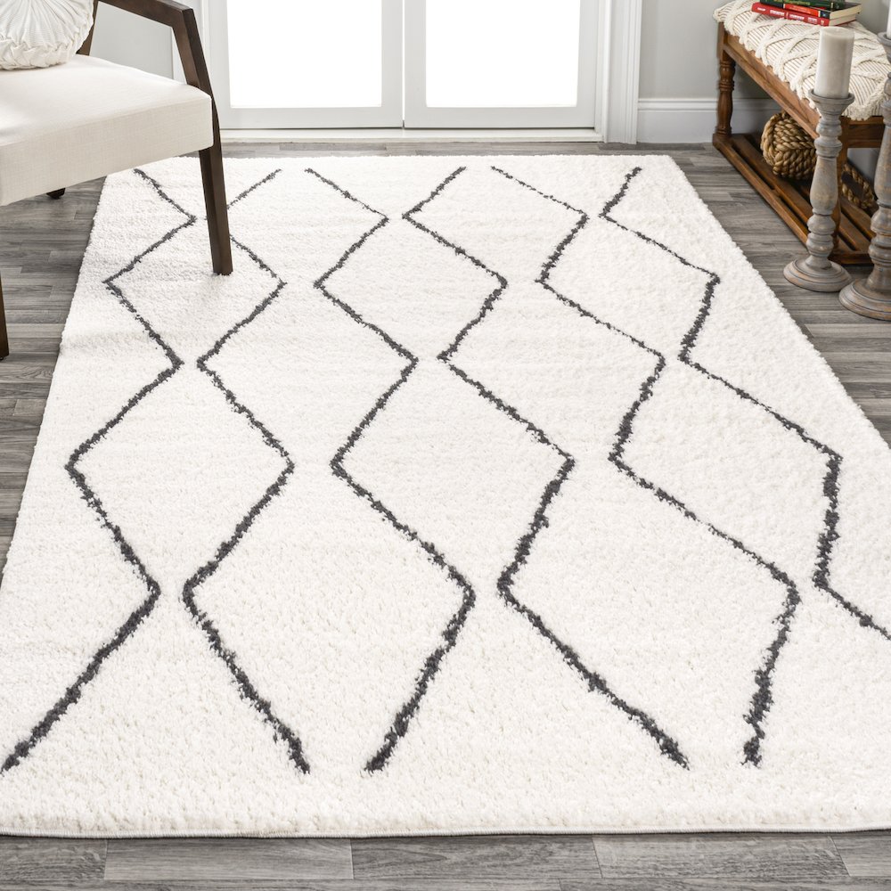 Catala Moroccan Diamond Shag Area Rug. Picture 4