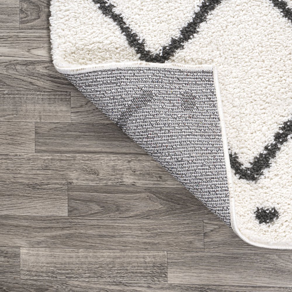 Cami Moroccan Style Diamond Shag Area Rug. Picture 3