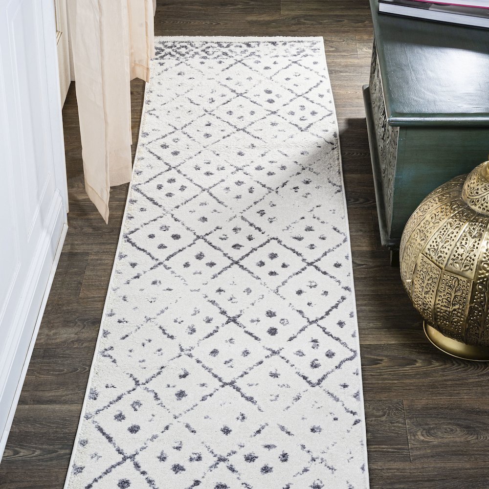 Juba Moroccan Geometric Diamond Area Rug. Picture 2