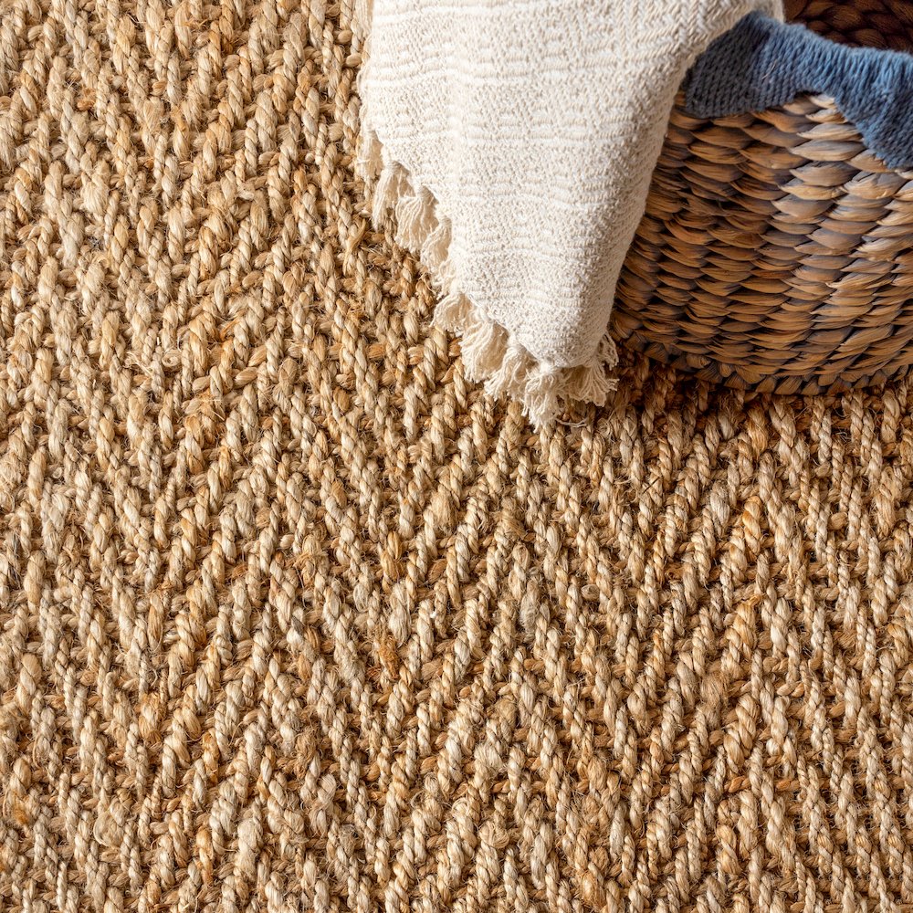 Espina Hand Woven Herringbone Chunky Jute Area Rug. Picture 6