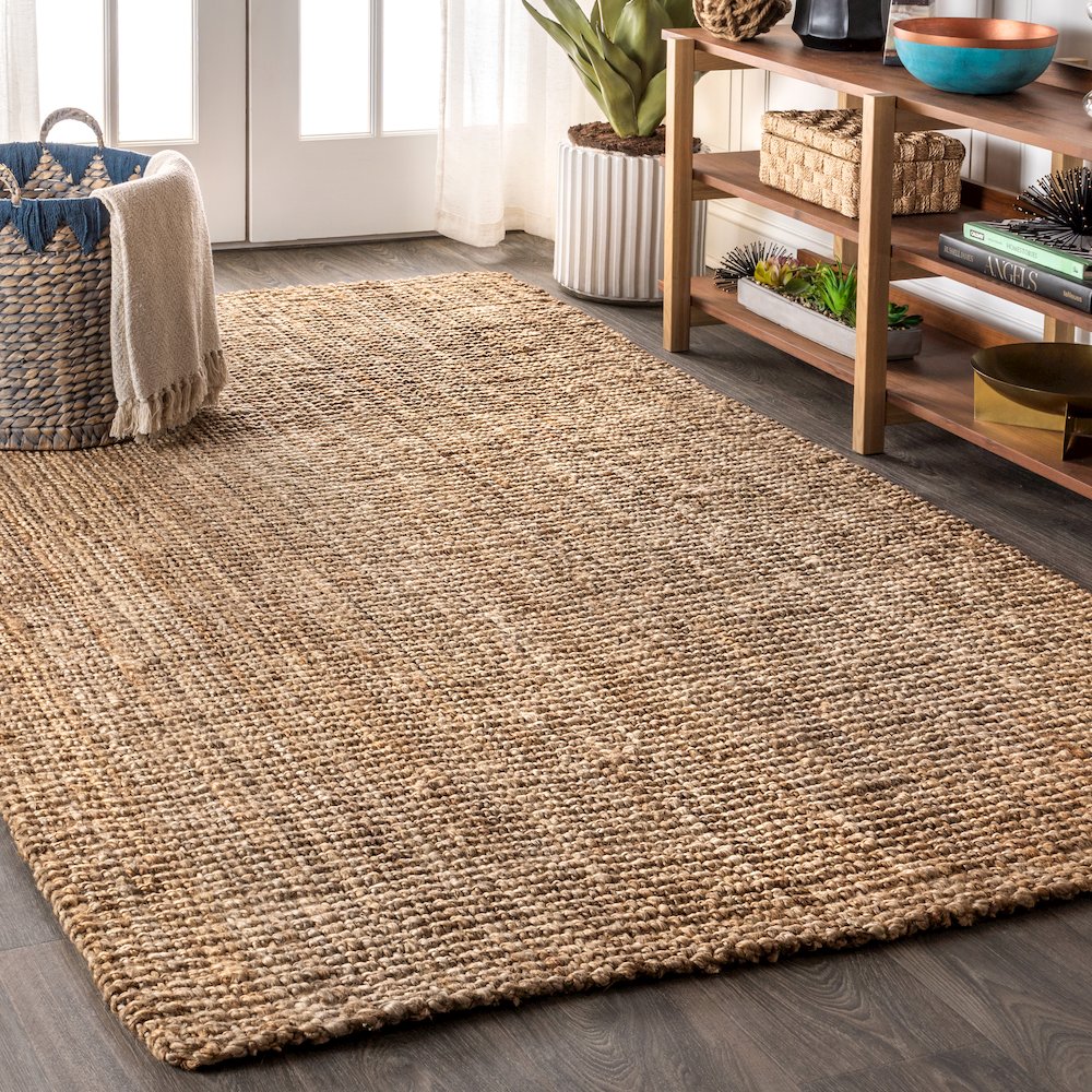 Pata Hand Woven Chunky Jute Area Rug. Picture 2