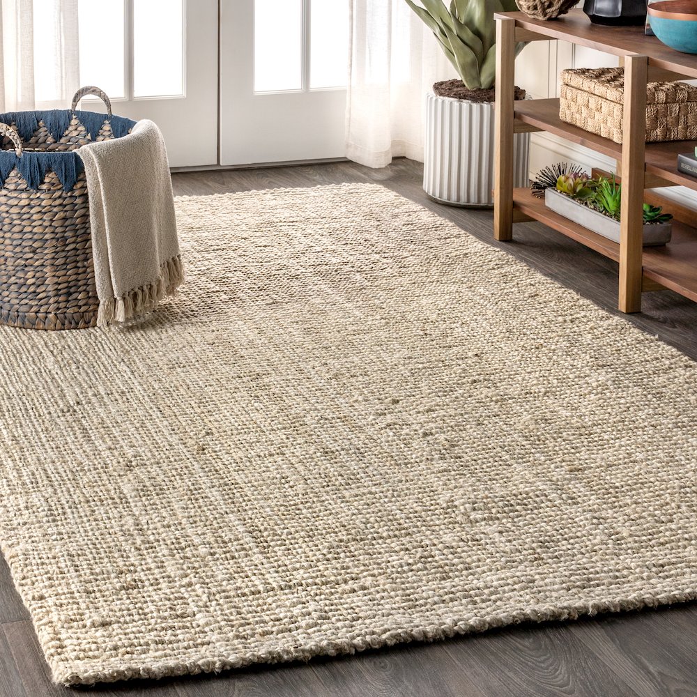 Pata Hand Woven Chunky Jute Area Rug. Picture 2