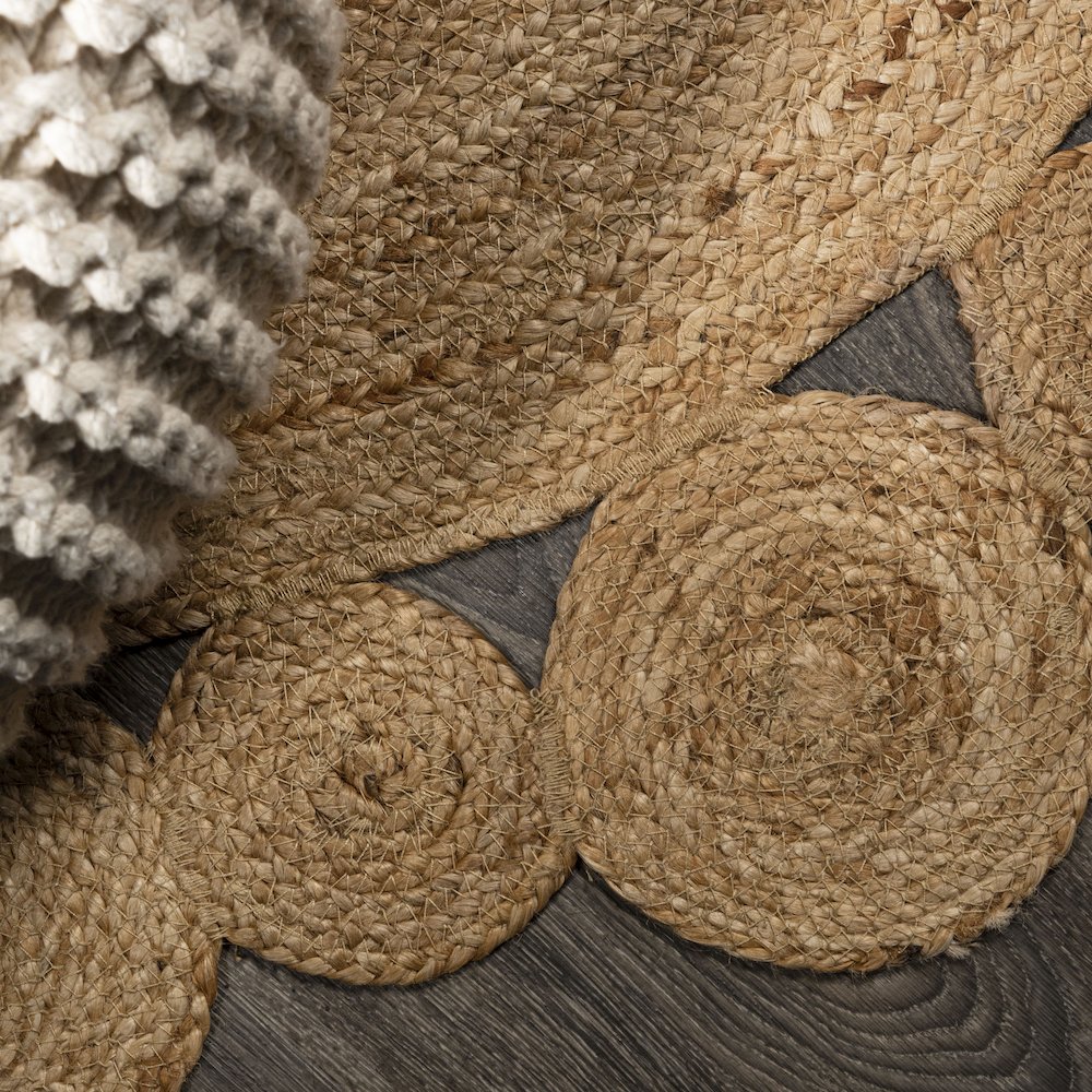 Eden Round Area Rug. Picture 6