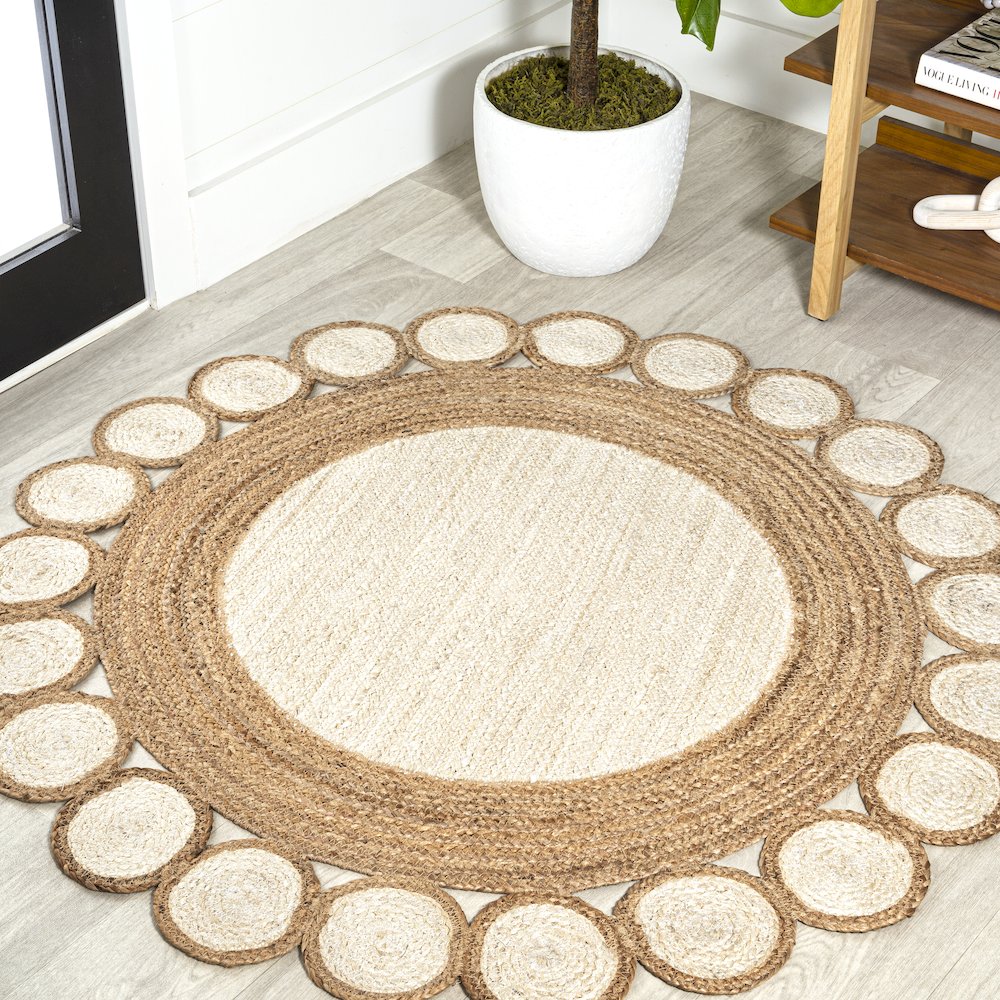 Skye Two Tone Jute Circle Border Area Rug. Picture 2