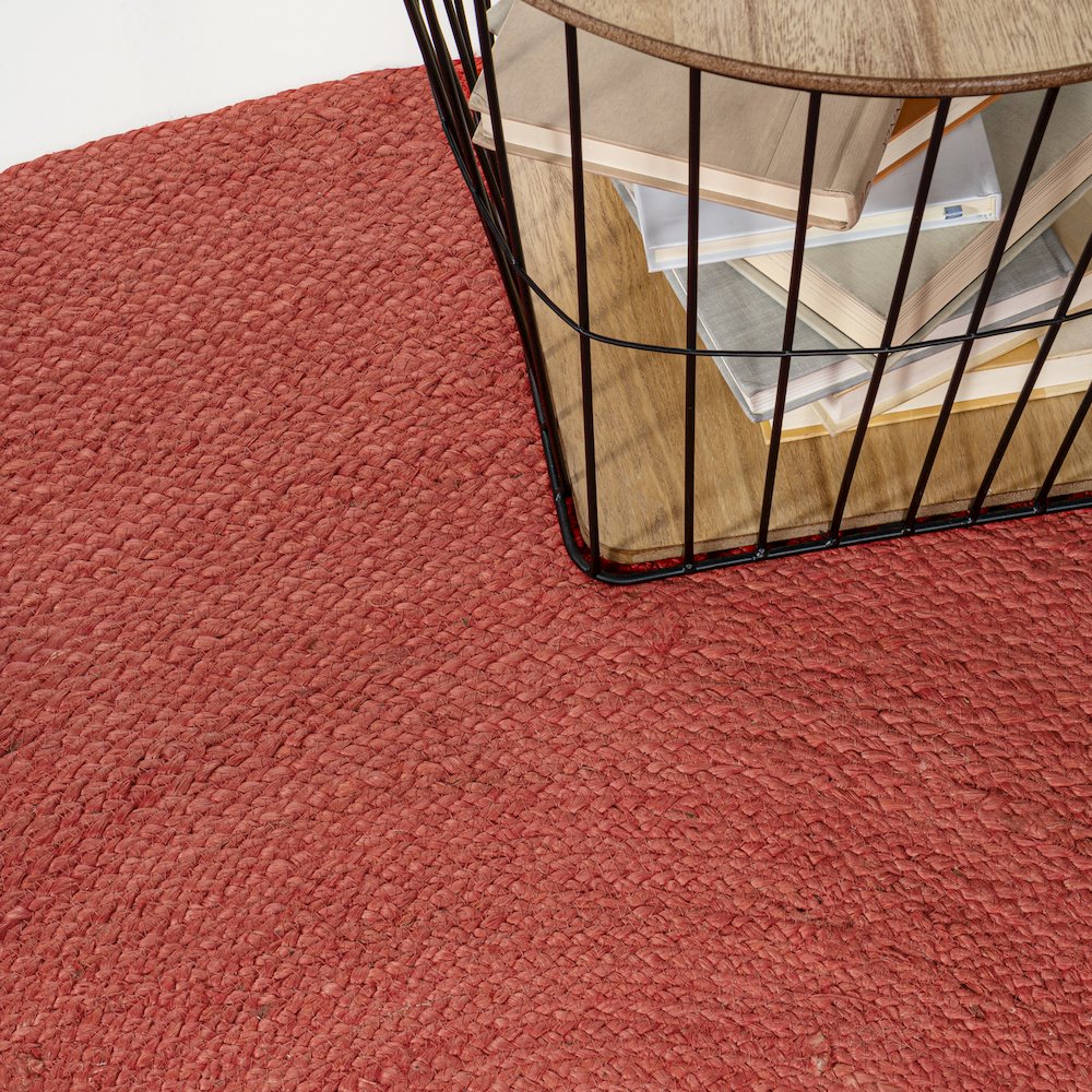 Zara Braided Coastal Cottage Round Jute Area Rug. Picture 2