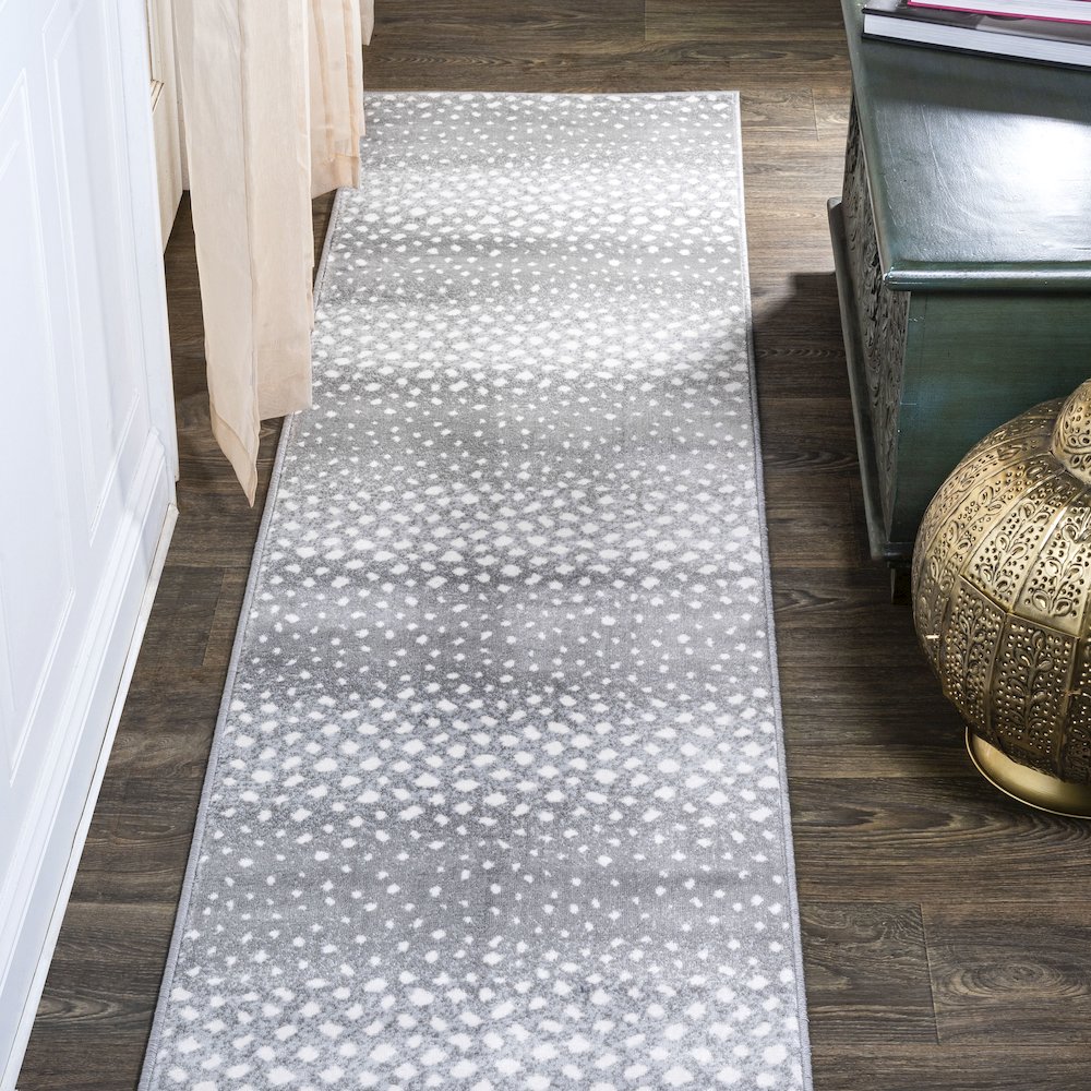 Antelope Modern Animal Area Rug. Picture 2