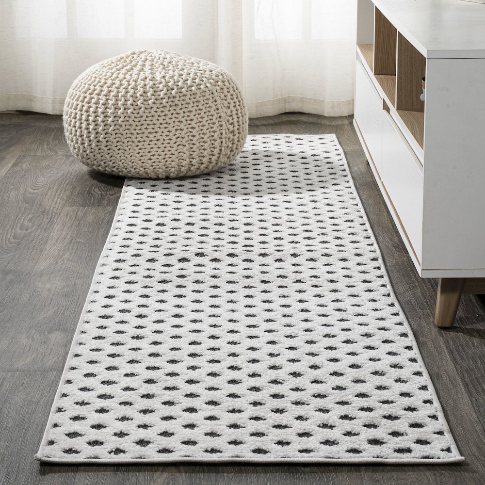 Rabat High-Low Pile Mini Diamond Trellis Area Rug. Picture 2