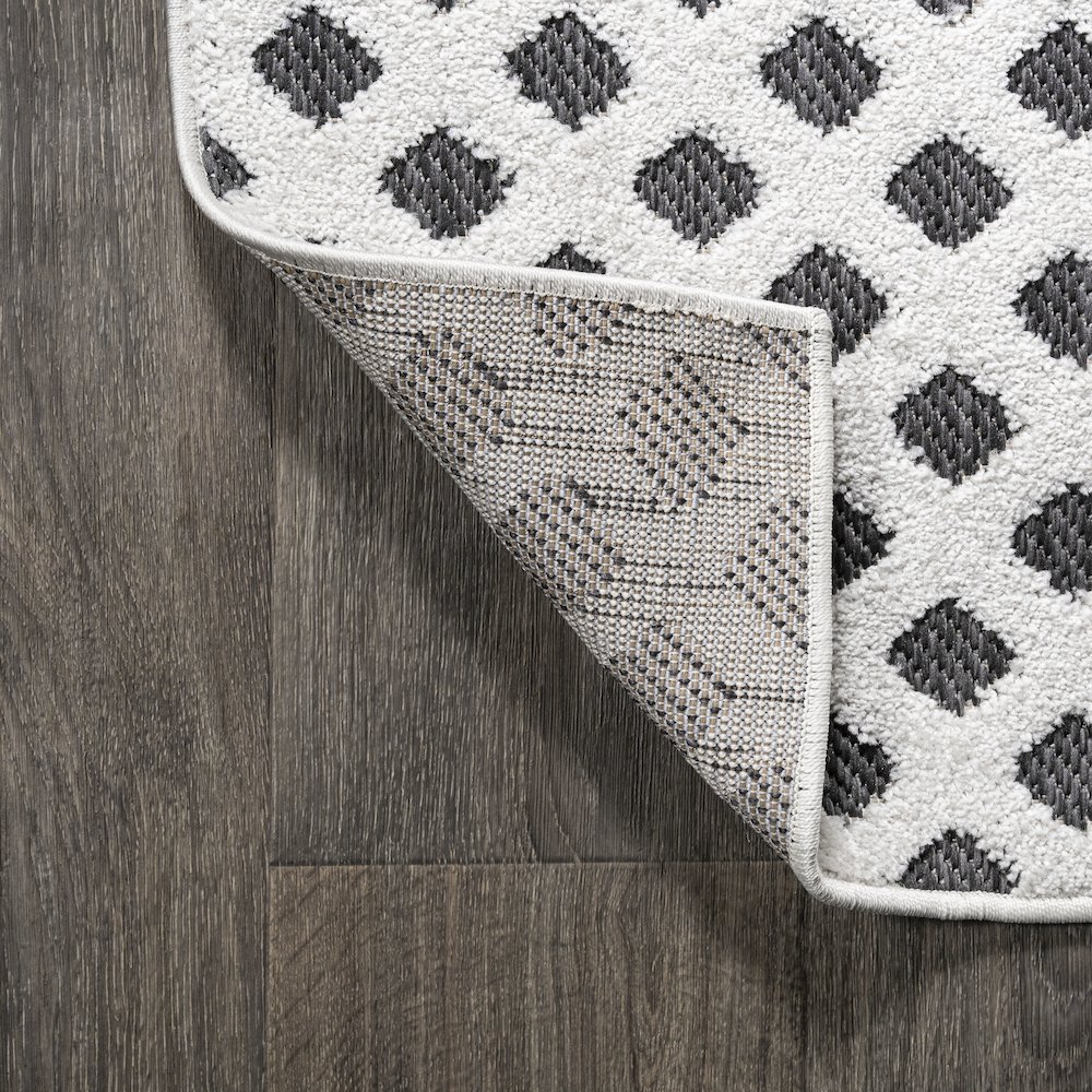 Rabat High-Low Pile Mini Diamond Trellis Area Rug. Picture 3