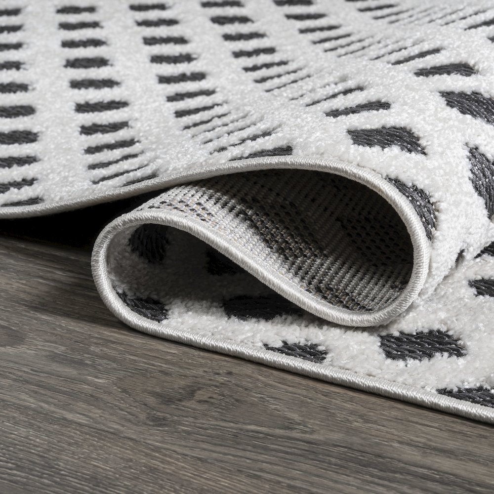 Rabat High-Low Pile Mini Diamond Trellis Area Rug. Picture 8