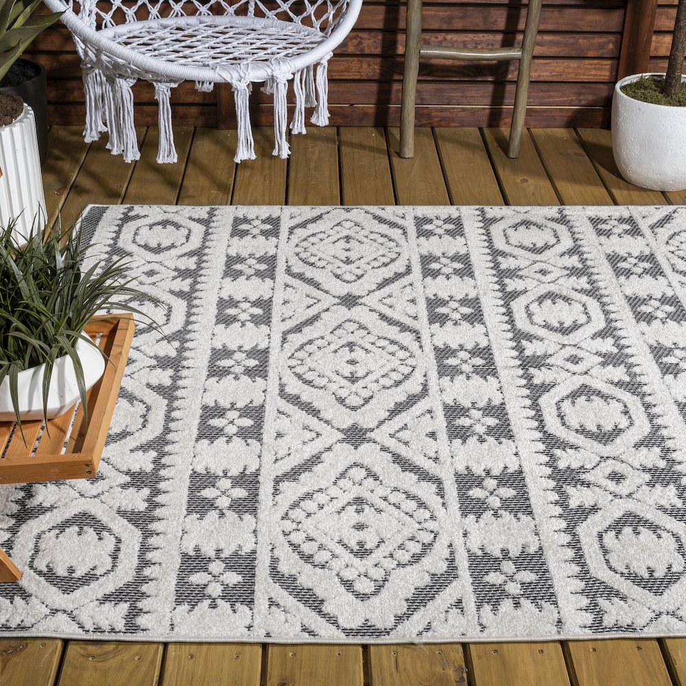 Citta High-Low Pile Mediterranean Tile Area Rug. Picture 7
