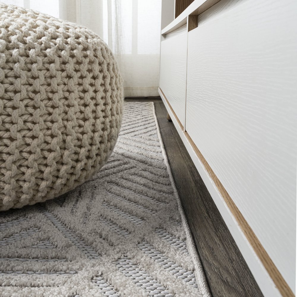 Jordan High-Low Pile Art Deco Geometric Indoor/Outdoor Area Rug. Picture 7