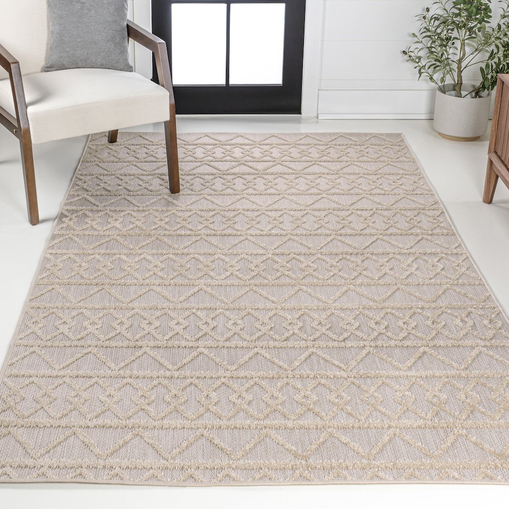 Aylan High-Low Pile Knotted Trellis Geometric Indoor/Outdoor Area Rug. Picture 4