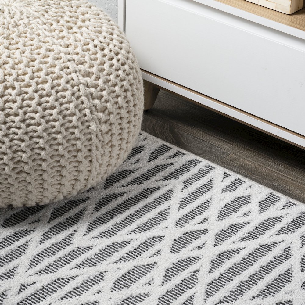 Ararat High-Low Pile Moroccan Diamond Modern Indoor/Outdoor Area Rug. Picture 5