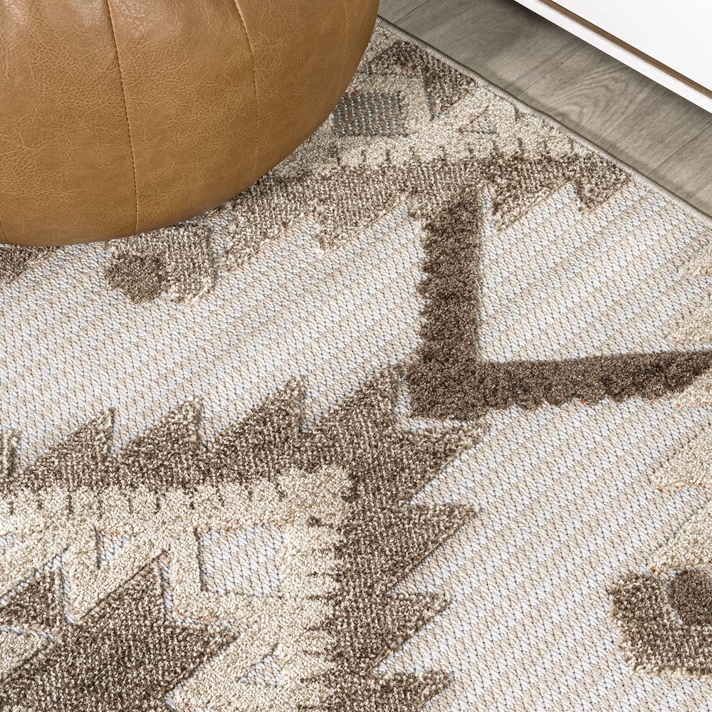 Sumak High-Low Pile Neutral Diamond Kilim Area Rug. Picture 4