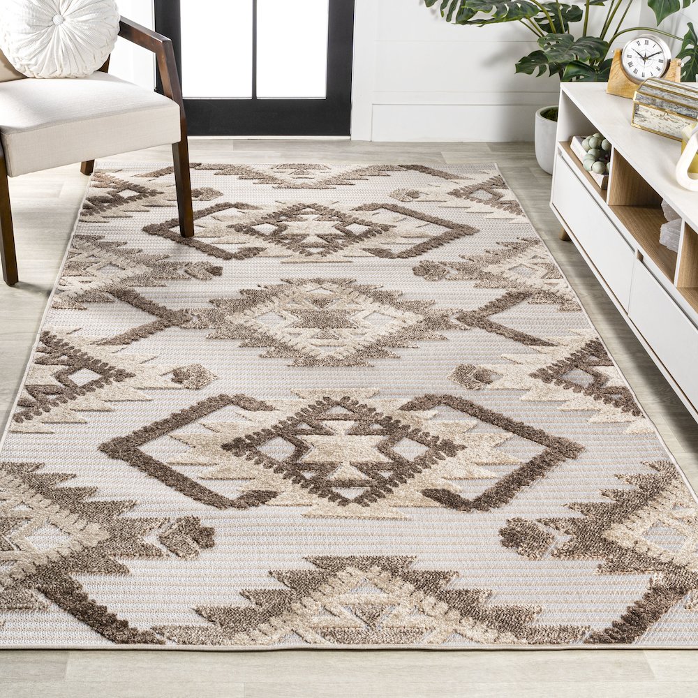 Sumak High-Low Pile Neutral Diamond Kilim Area Rug. Picture 4