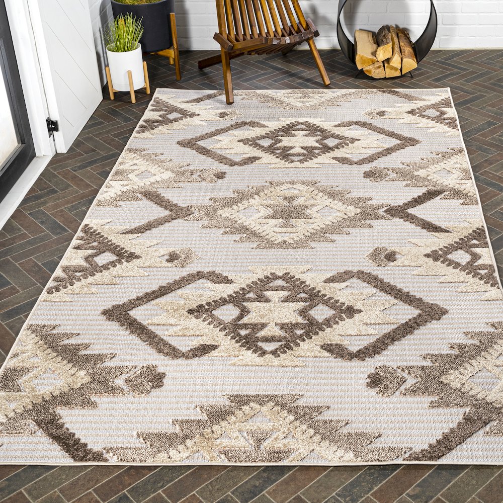 Sumak High-Low Pile Neutral Diamond Kilim Area Rug. Picture 8