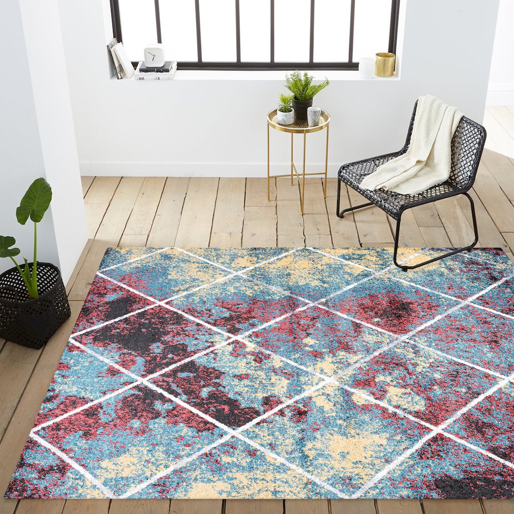 Cole Minimalist Diamond Trellis Area Rug. Picture 12