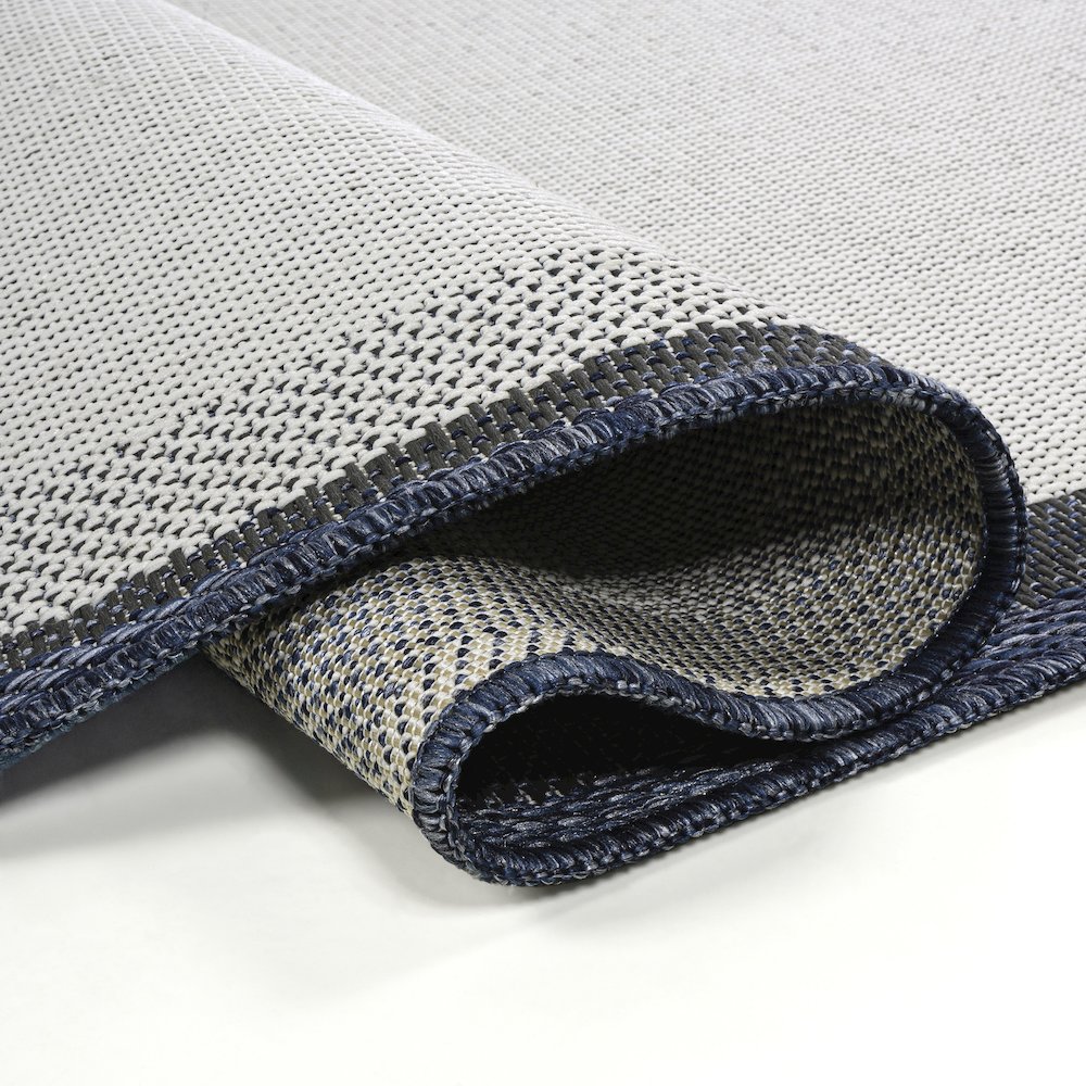 Cream/Navy 5 ft. x 8 ft. Indoor/Outdoor Shaped Area Rug. Picture 6