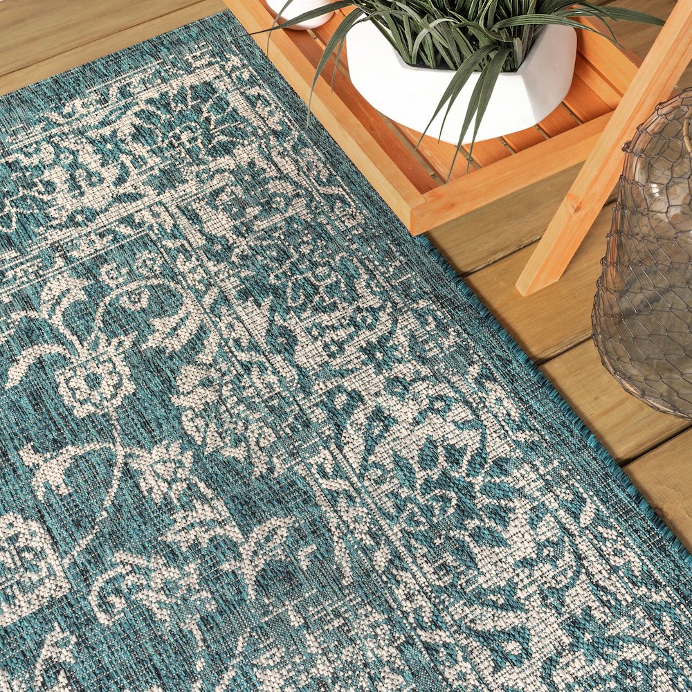 Tela Bohemian Textured Weave Floral Indoor/Outdoor Area Rug. Picture 4