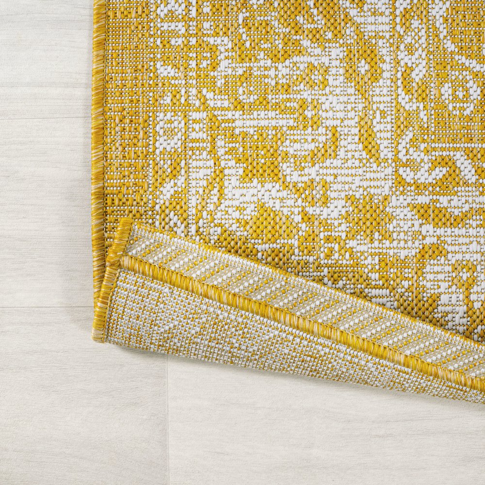 Tela Bohemian Textured Weave Floral Indoor/Outdoor Area Rug. Picture 3