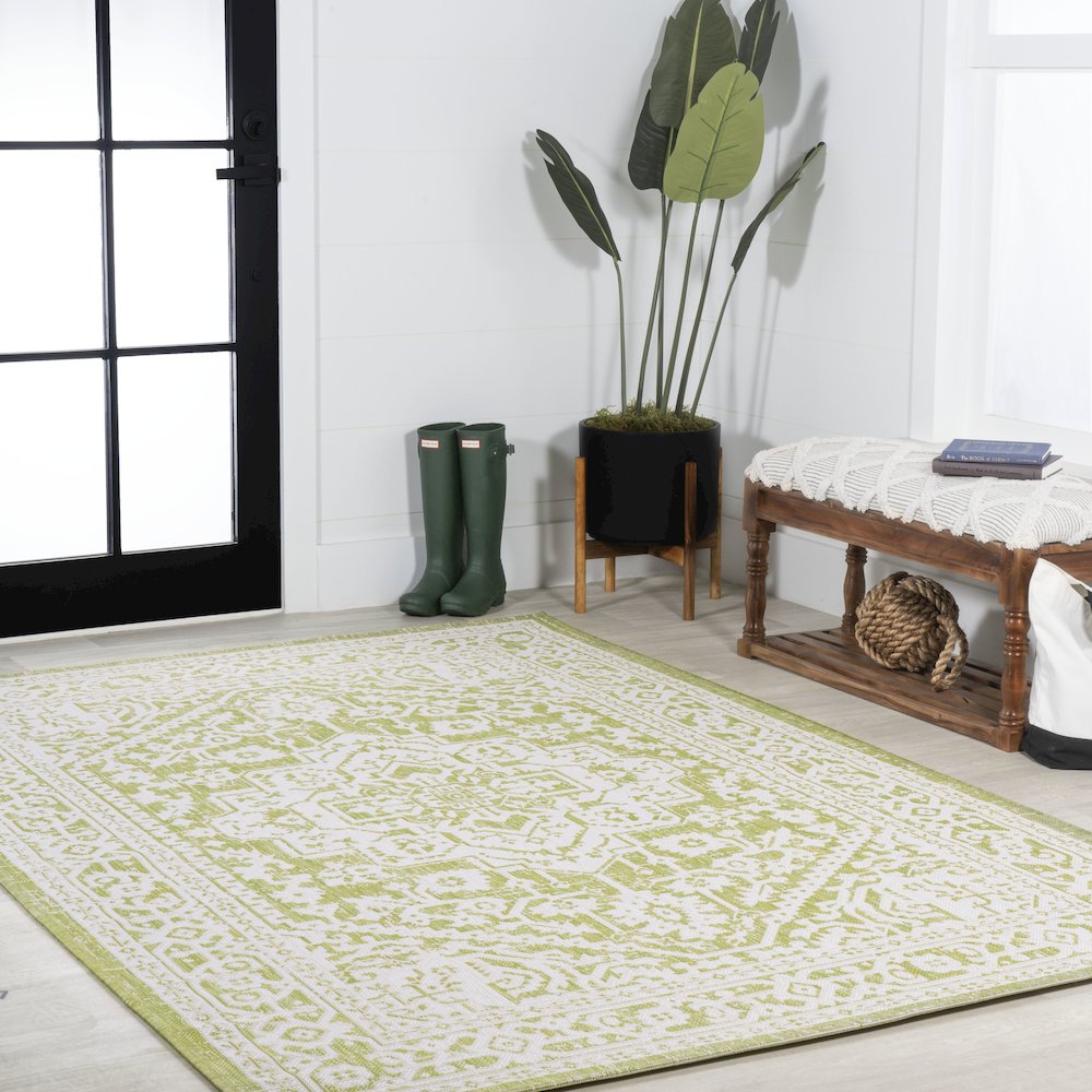 Sinjuri Medallion Textured Weave Indoor/Outdoor Area Rug. Picture 5