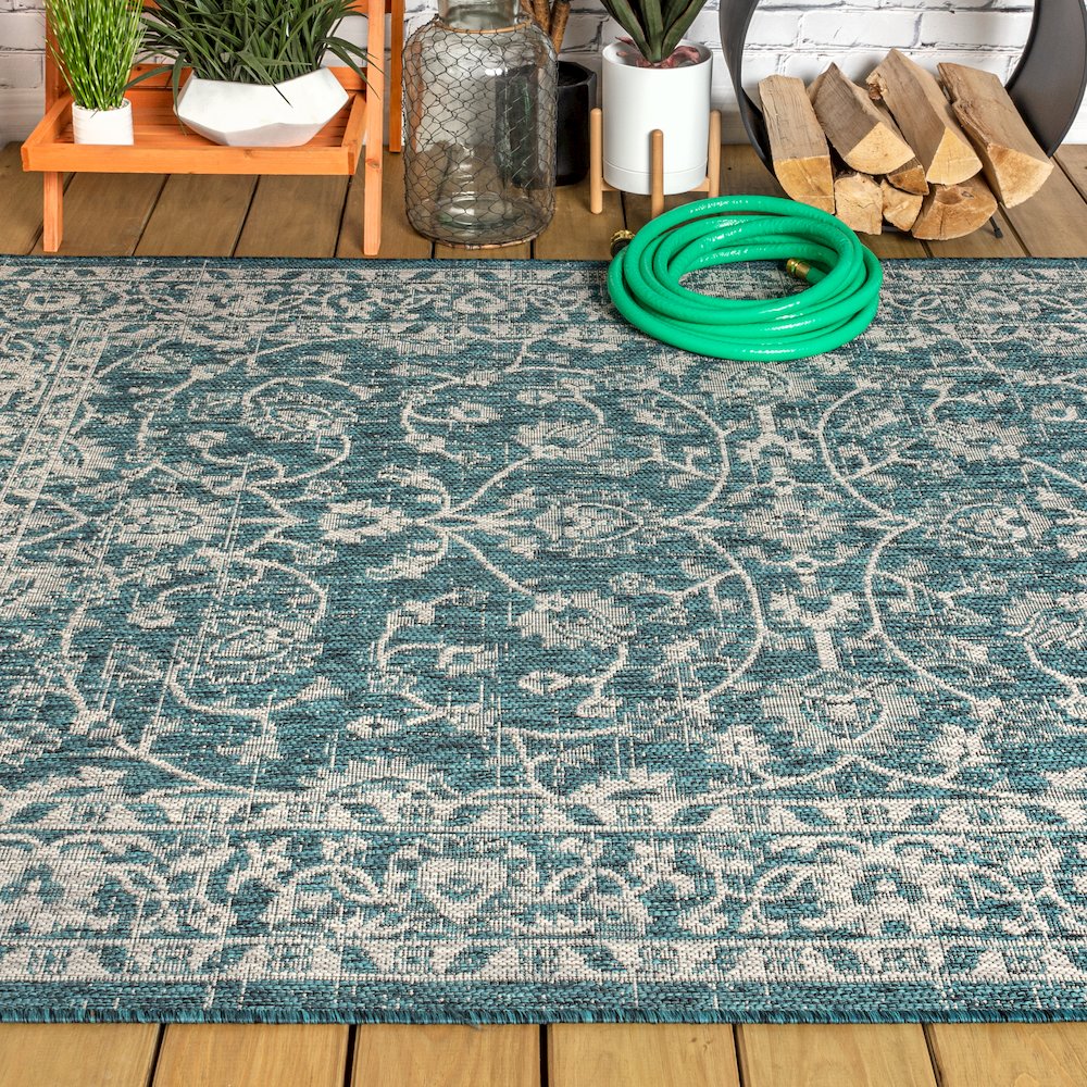 Palazzo Vine And Border Textured Weave Indoor/Outdoor Area Rug. Picture 4