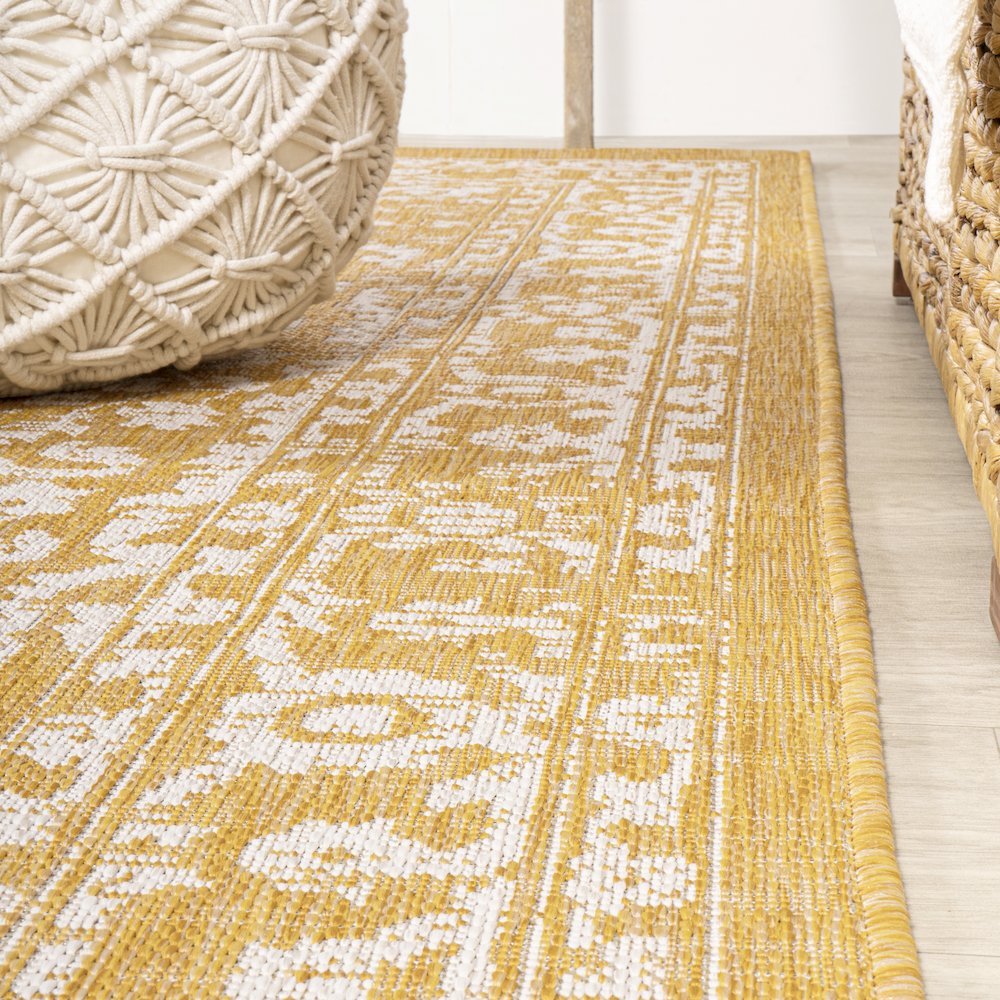 Malta Bohemian Medallion Textured Weave Indoor/Outdoor Area Rug. Picture 5