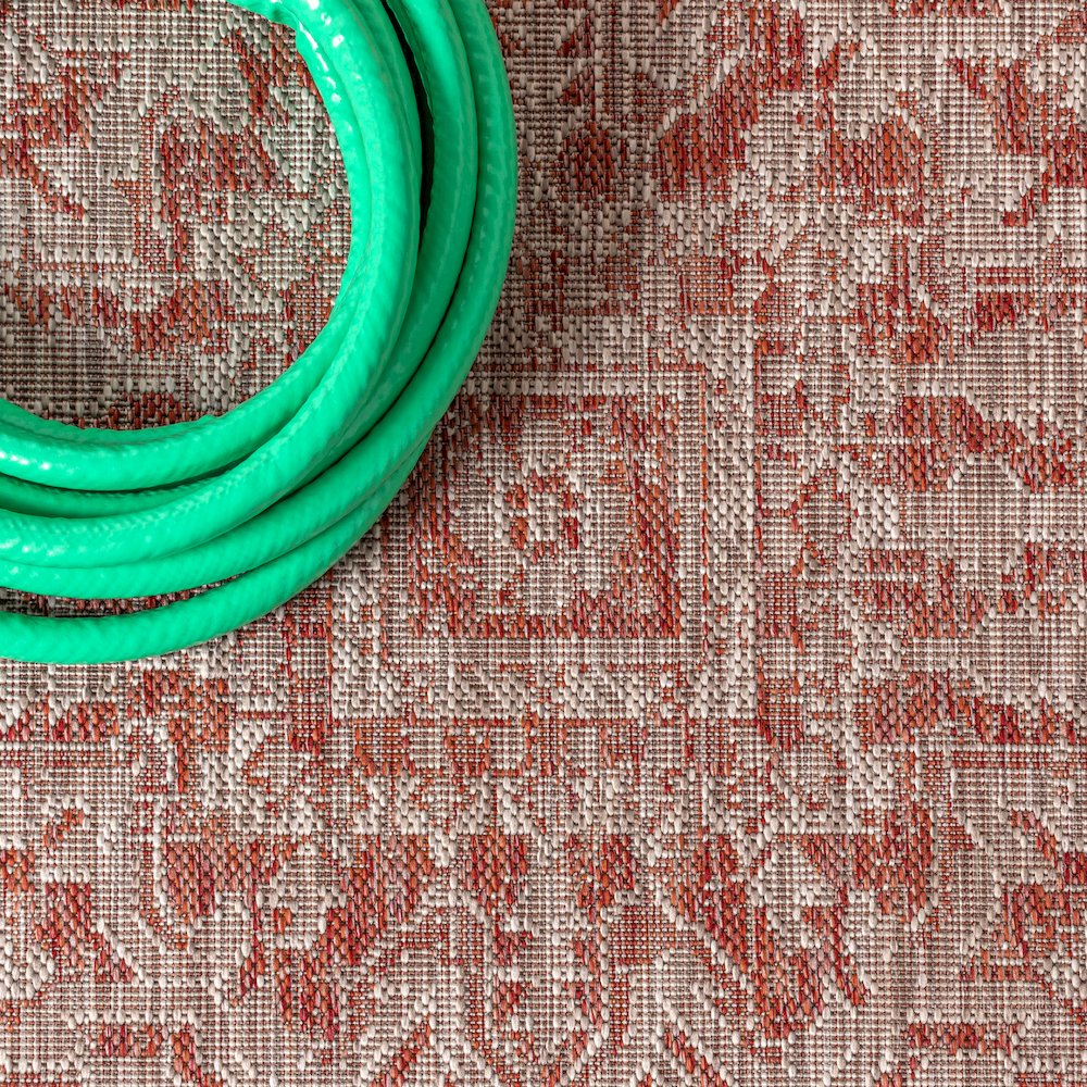 Estrella Bohemian Medallion Textured Weave Indoor/Outdoor Area Rug. Picture 4