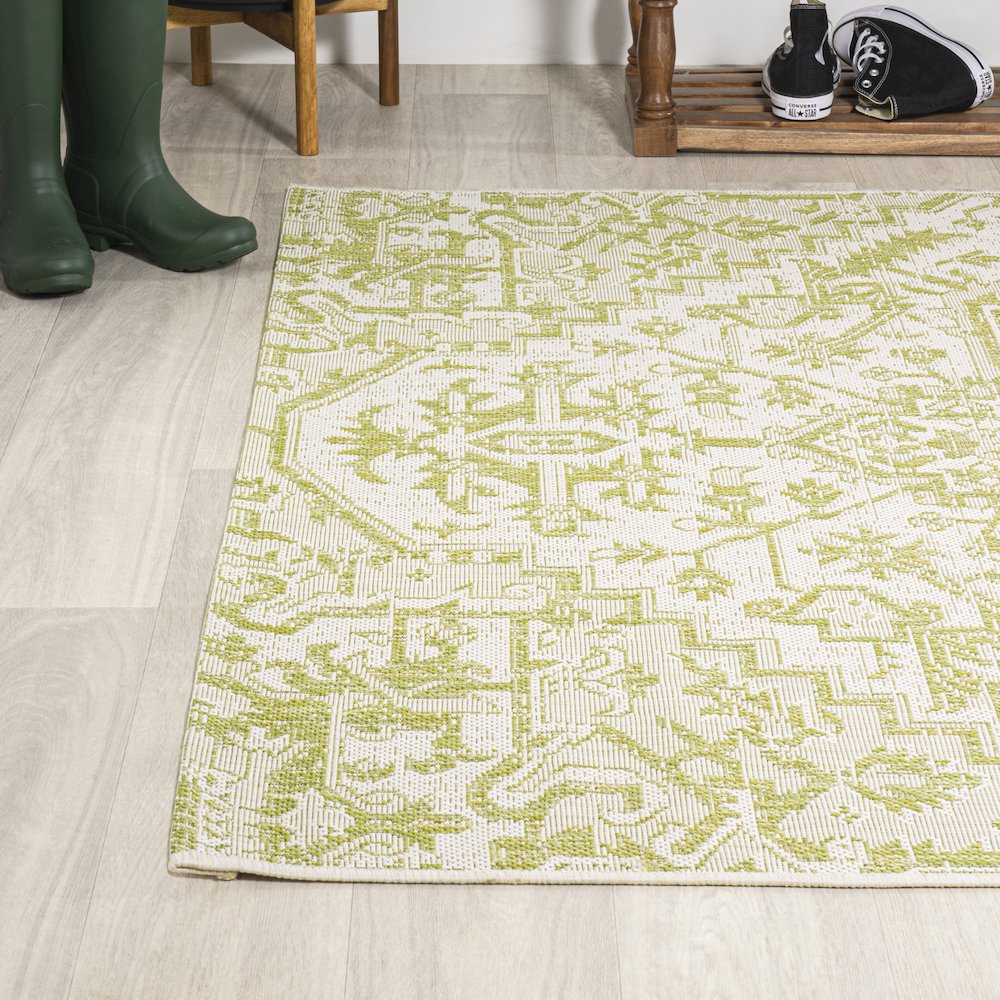 Estrella Bohemian Medallion Textured Weave Indoor/Outdoor Area Rug. Picture 3