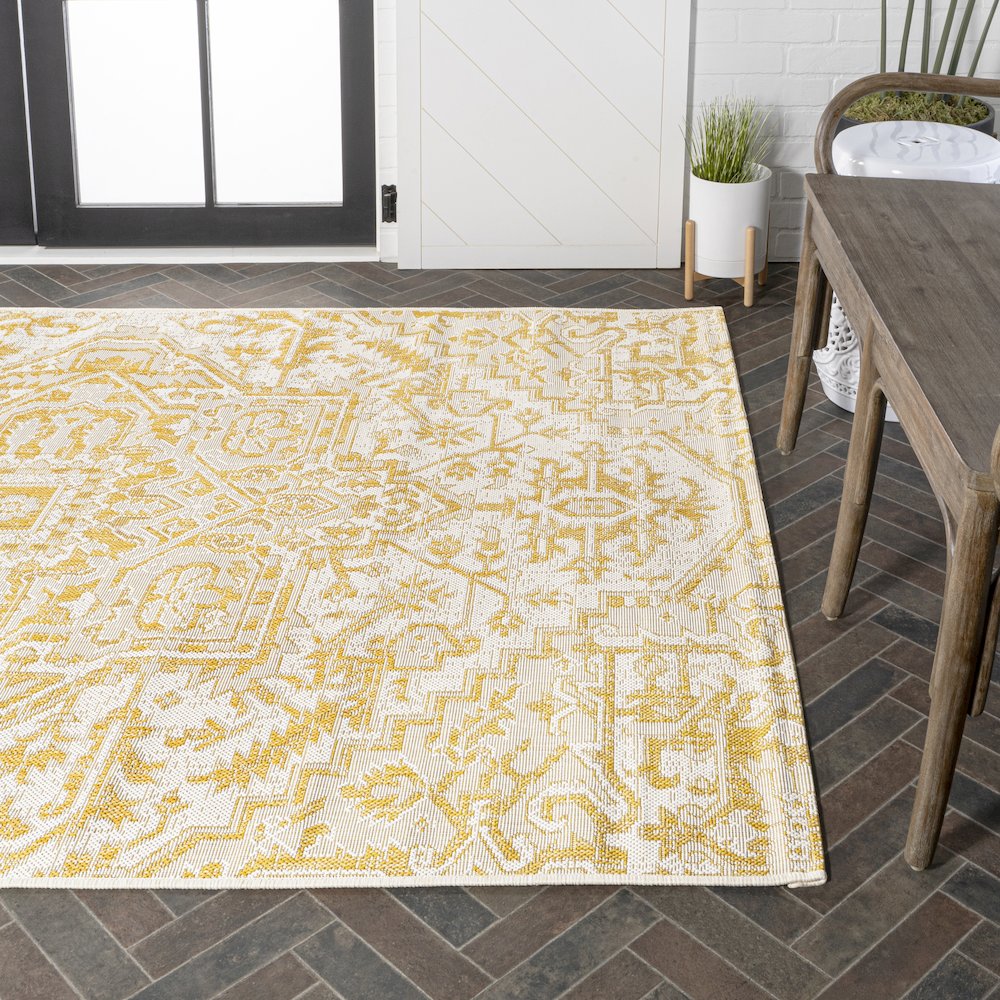 Estrella Bohemian Medallion Textured Weave Indoor/Outdoor Area Rug. Picture 7