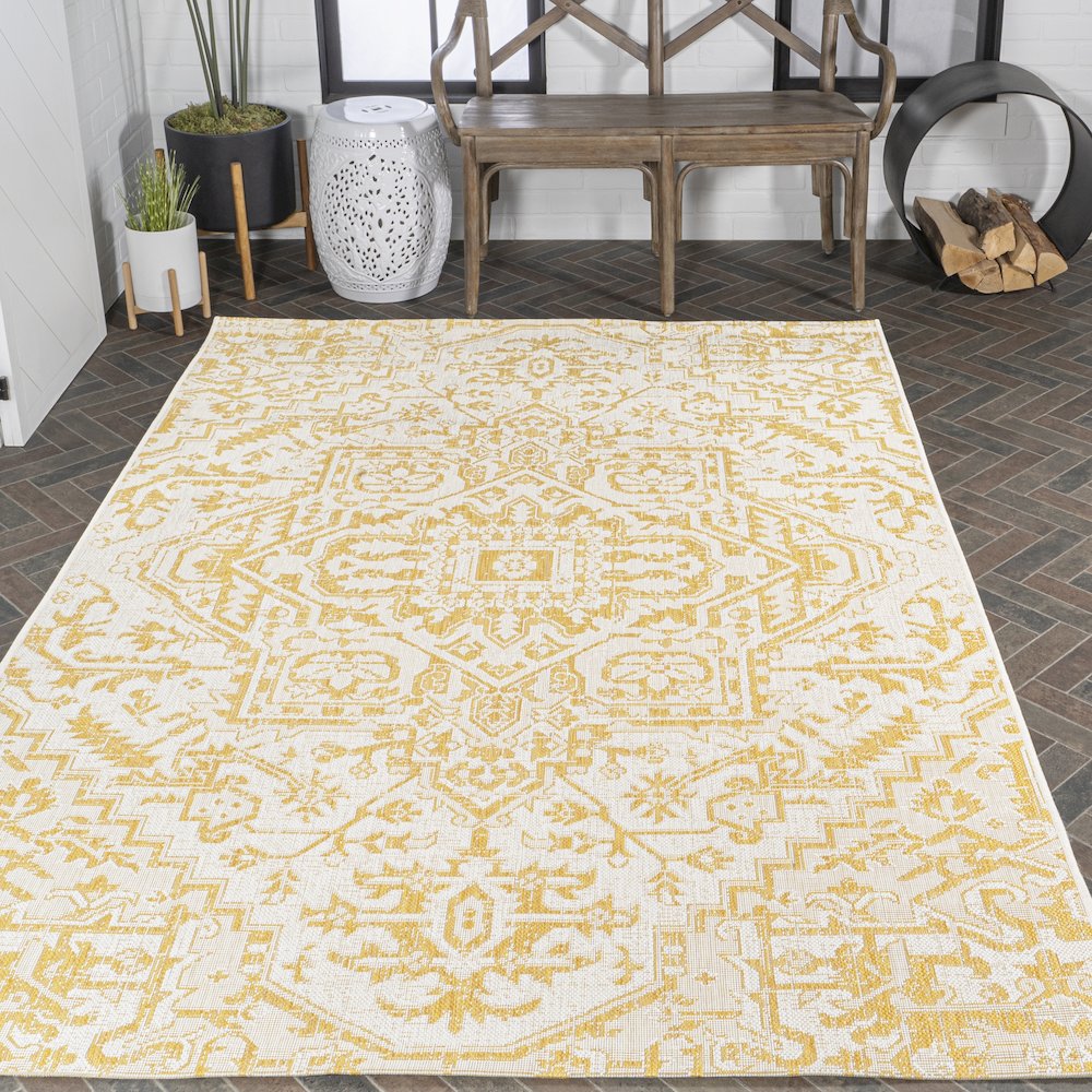 Estrella Bohemian Medallion Textured Weave Indoor/Outdoor Area Rug. Picture 8