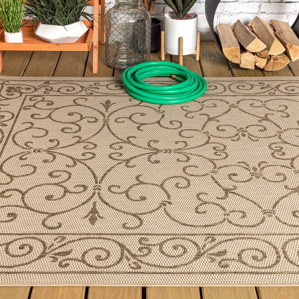 Charleston Vintage Filigree Textured Weave Indoor/Outdoor Area Rug. Picture 4