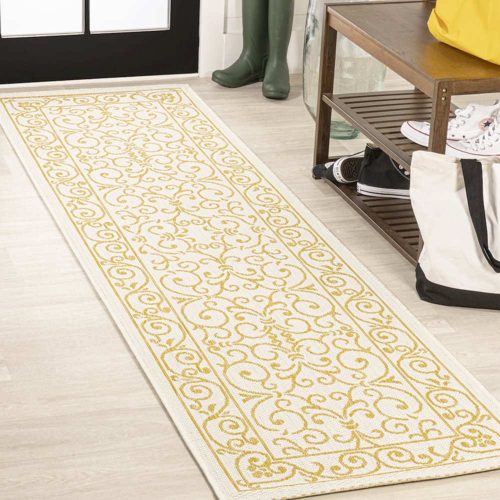 Charleston Vintage Filigree Textured Weave Indoor/Outdoor Runner Rug. Picture 2